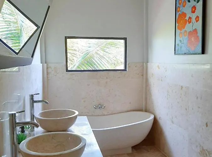 Medewi Manor 4* Airsatang